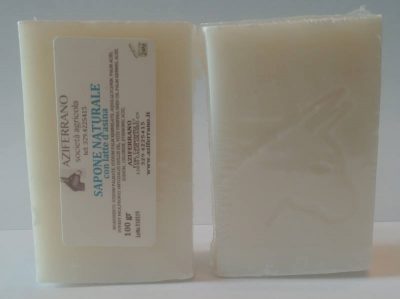 Sapone solido naturale al latte d'asina